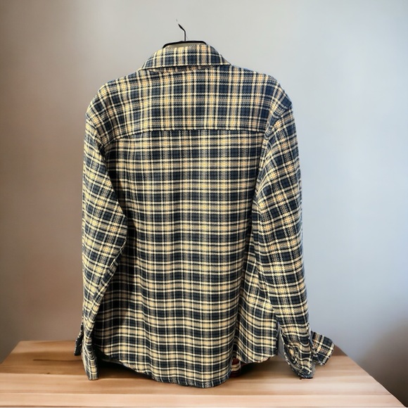 Robert Graham Thick Flannel Coat, NWOT - Picture 2 of 4